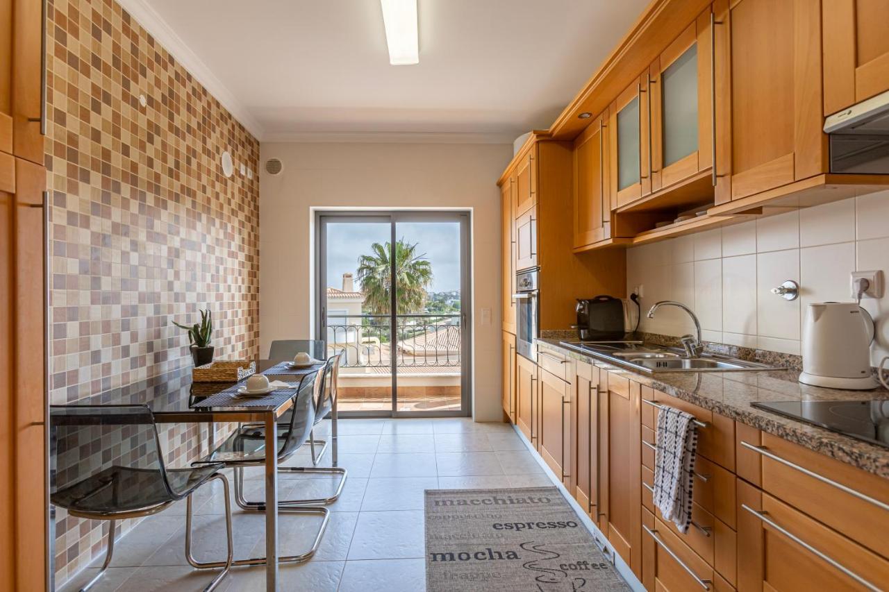Lagos Beach Condo Exteriör bild