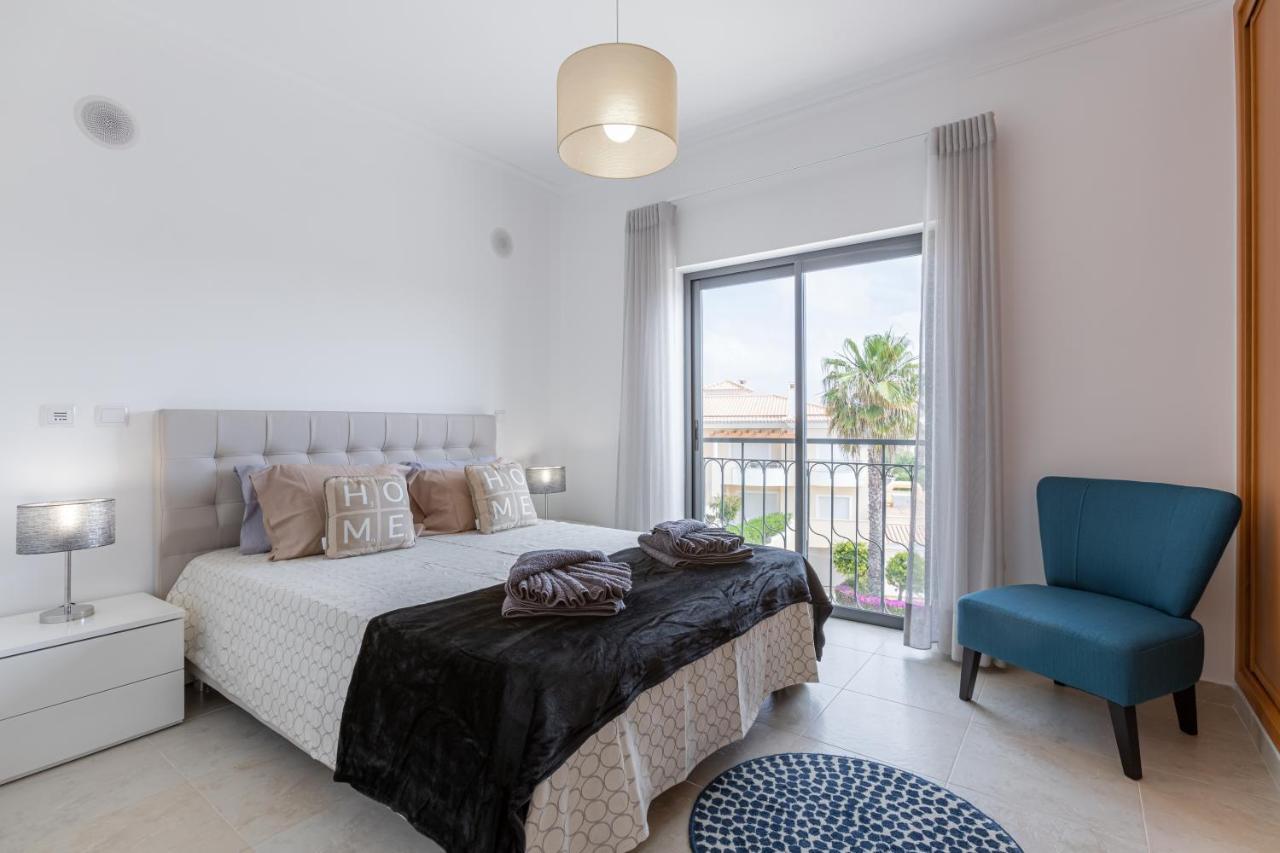 Lagos Beach Condo Exteriör bild